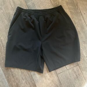 Men’s Lululemon Pace Breaker Short *Linerless 9"